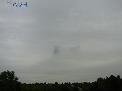 Im Vorfeld von Asperitas: Altocumulus opacus undulatus unter Altostratus / Before the development of Asperitas: Ac opacus undulatus below Altostratus